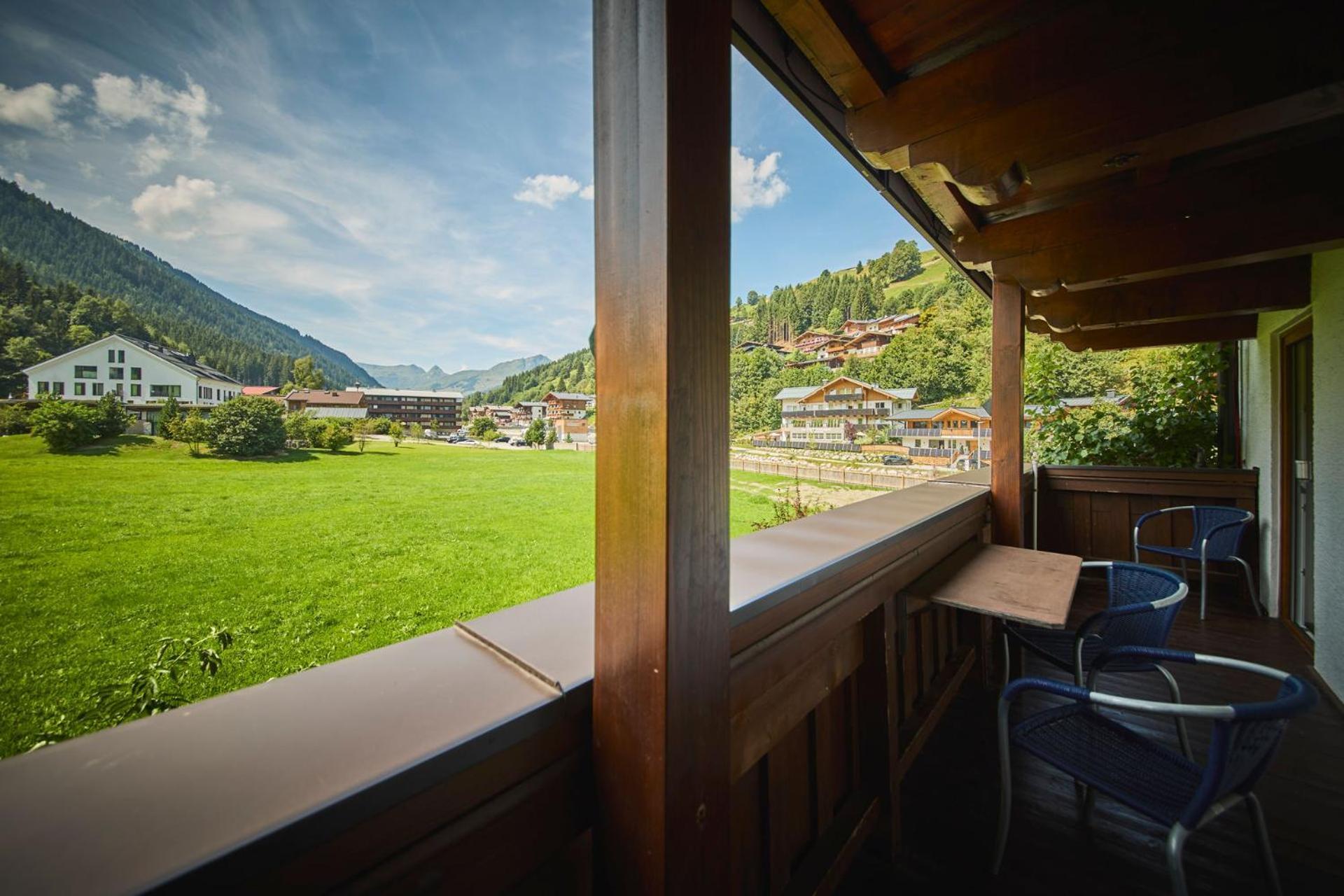 Ski & Bike Appartements Forsthaus Saalbach-Hinterglemm Exterior foto